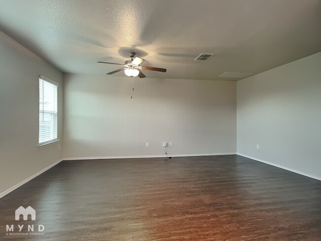 Photo - 3724 Colemans Run