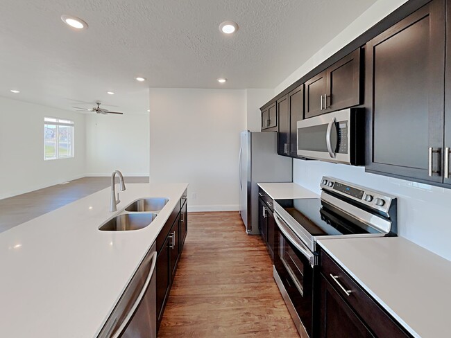 Photo - 5998 Verdigris Dr