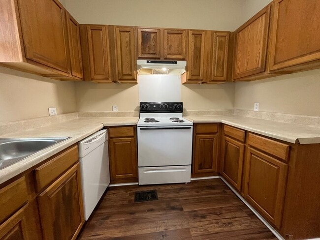 825 E Henry St Unit A