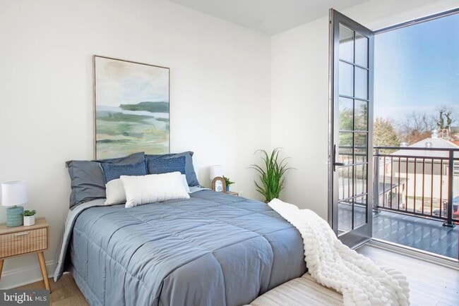 Photo - 123 S Washington St Unidad 203