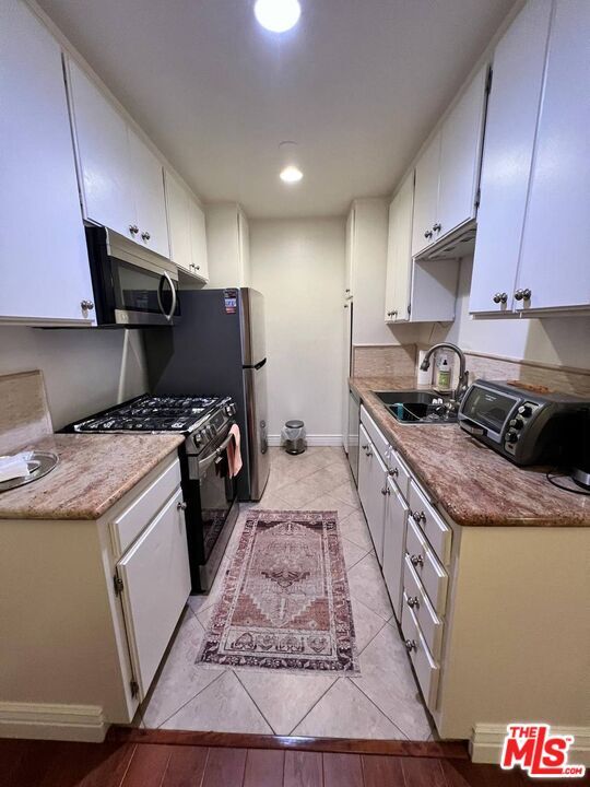 Photo - 1845 Corinth Ave Unit 204