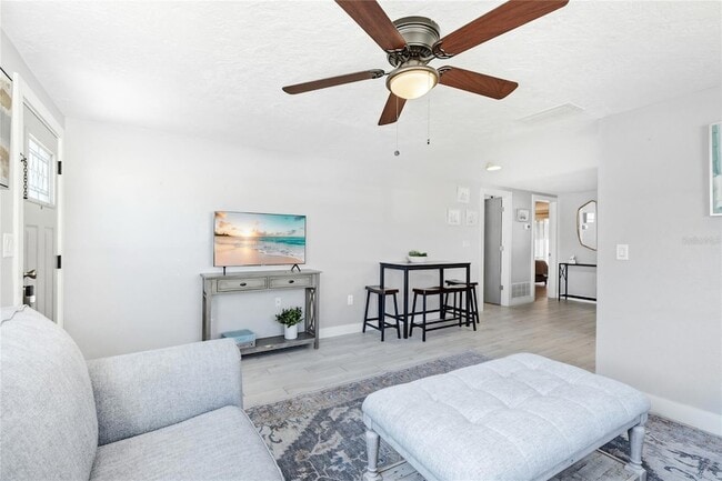 Photo - 5320 Moeller Ave