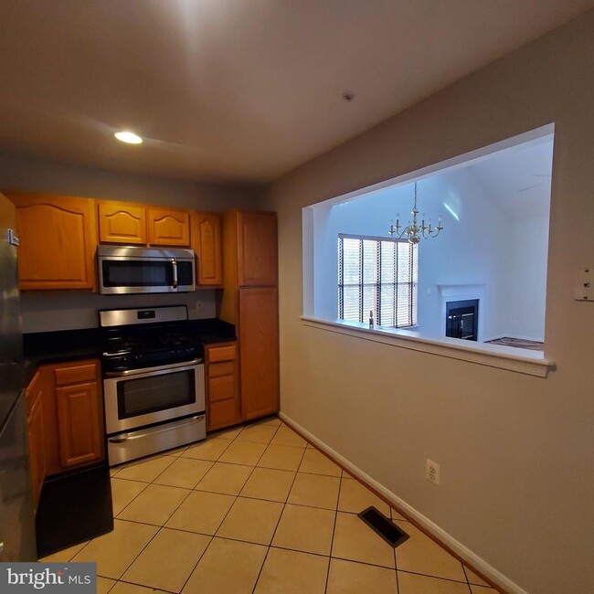 Photo - 16211 Ellipse Terrace