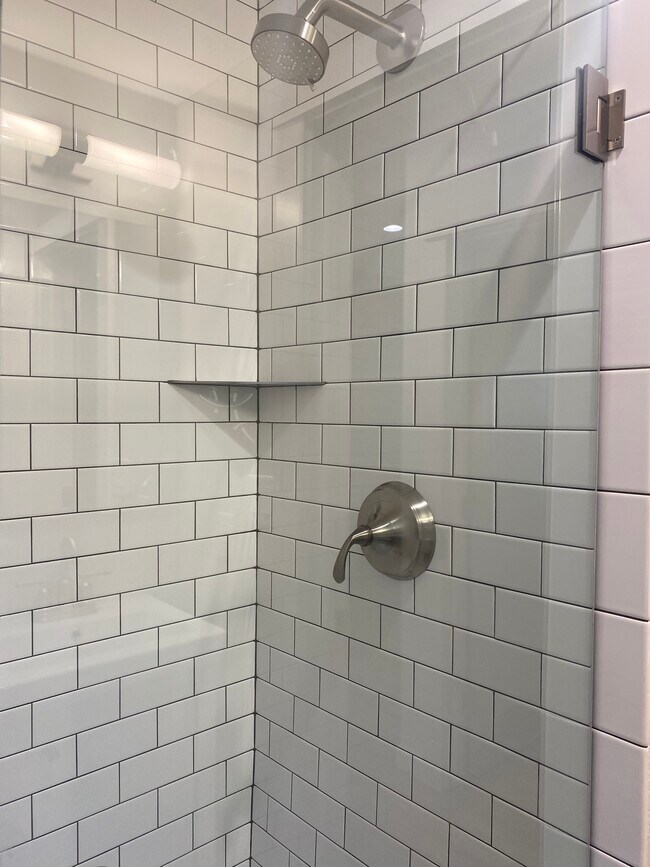 Photo - 2 Belvidere Plz Unidad 2