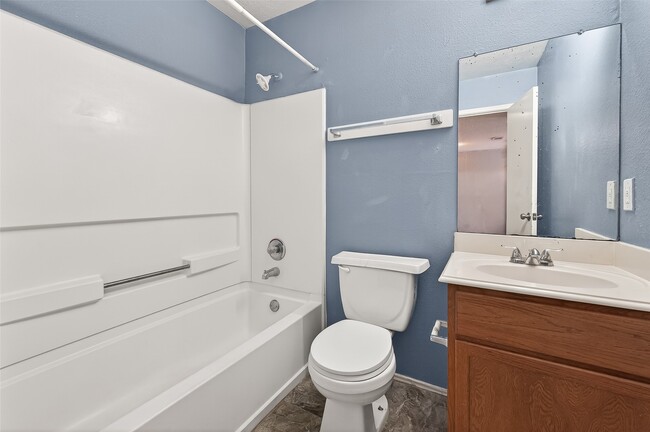 Photo - 17319 Lobo Trail