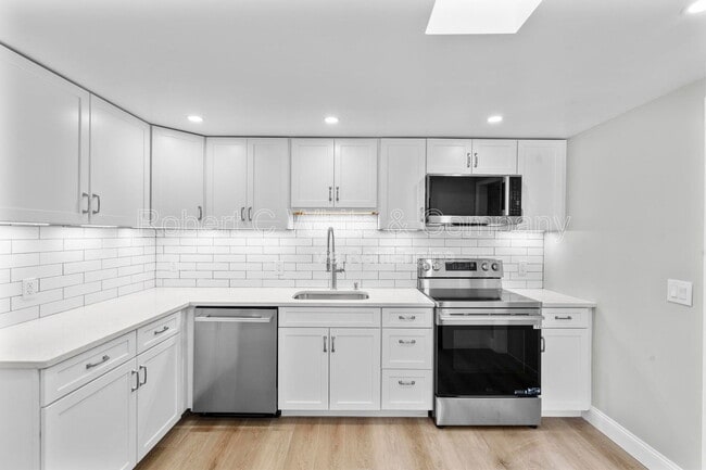 Photo - 19 Casper Ct