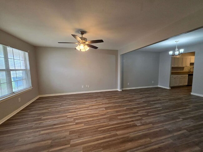 Photo - Updated 3/2 Duplex Near Shopping in San Antonio