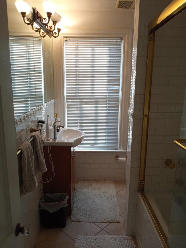 Photo - 4117 Brandywine St., NW Unit Middle Upstairs Bedroom