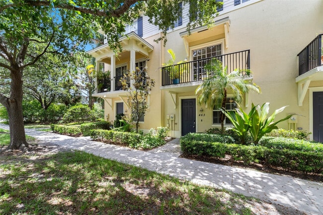 Photo - 463 School House Rd