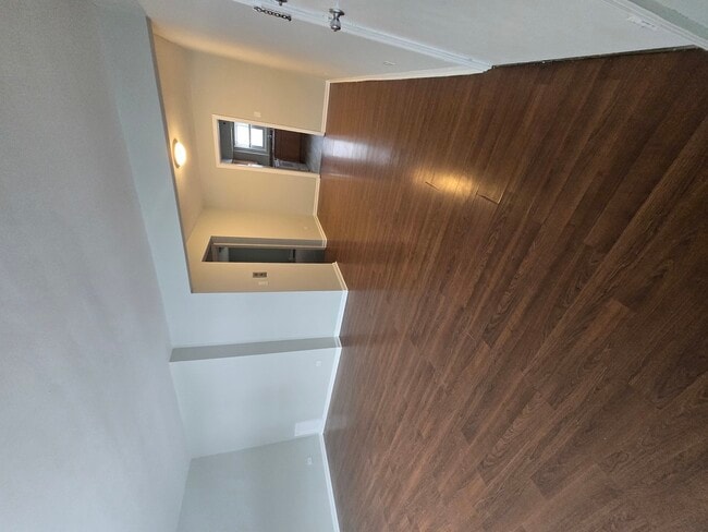 Photo - 570 Princeton St Unit D2W