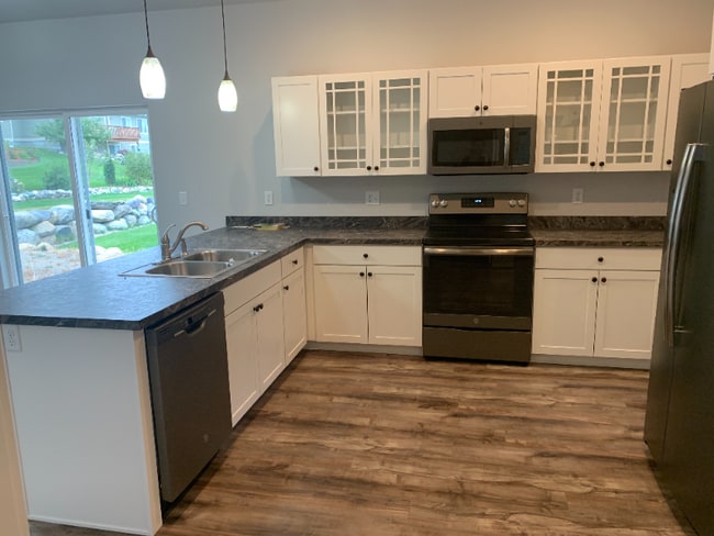 Photo - 362 Mountain Vista Way