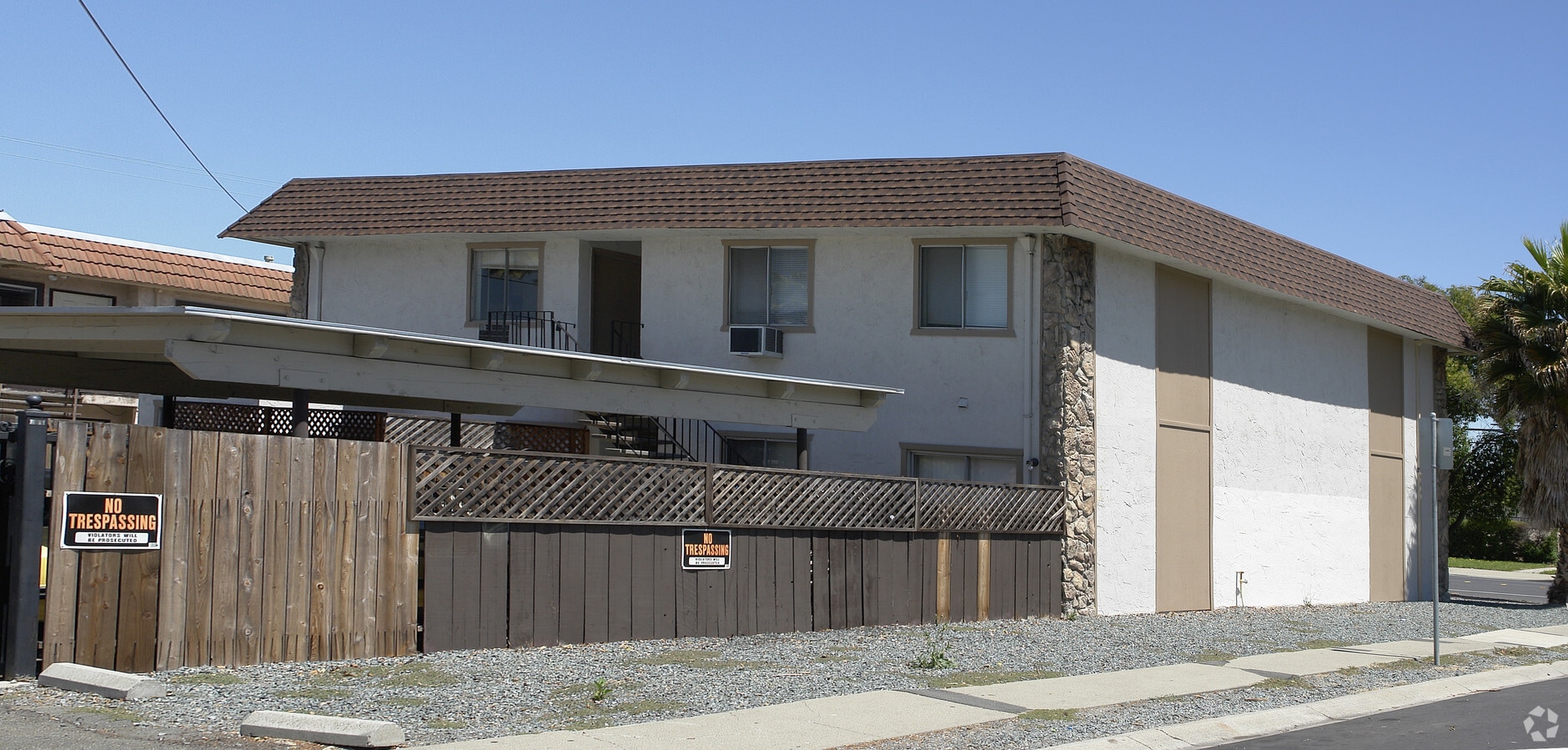 Photo - 1915 Clayton Way