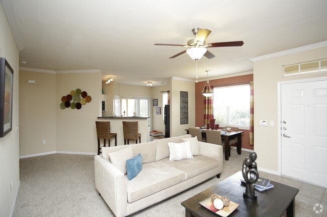 2BR, 2BA - B4/1240 SF