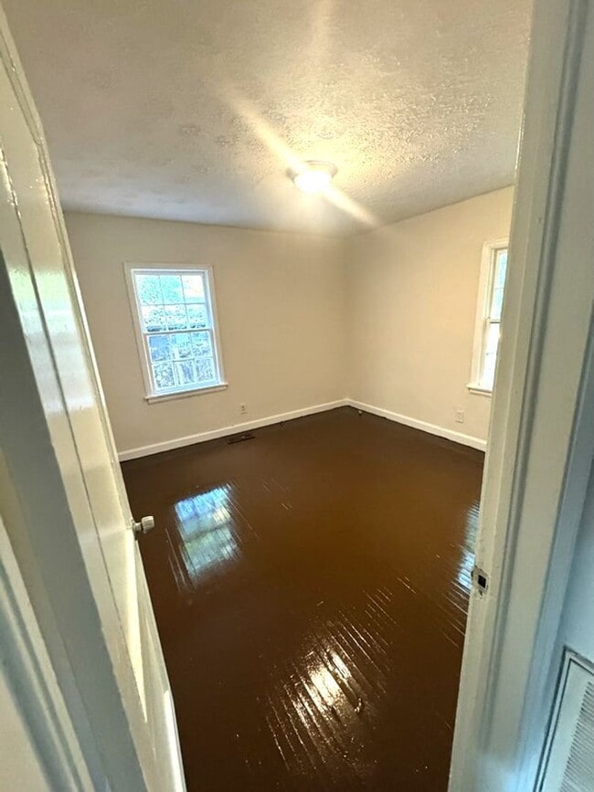 Photo - 77 Lafayette Dr