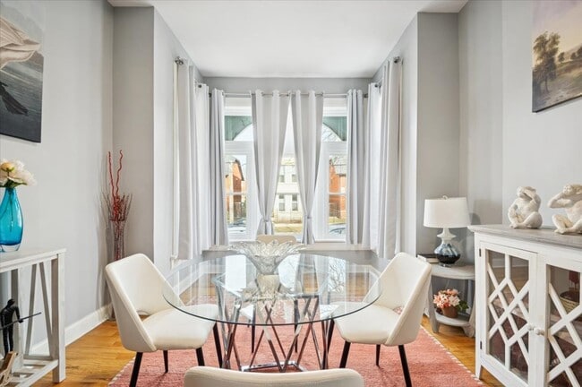 Photo - 1448 N Fairfield Ave Unit 1