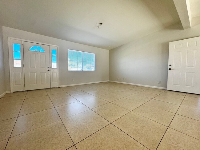 Photo - COMING SOON! Lovely 3 Bedroom 2 Bathroom p...