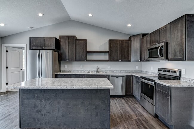 3 Bedroom Town Home - 3 Bedroom Town Home
