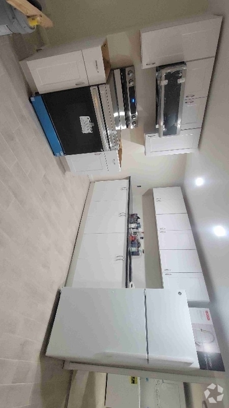Building Photo - 1459 5th Ave Unit B Rental
