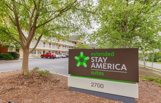 Furnished Studio-Raleigh - RDU Airport