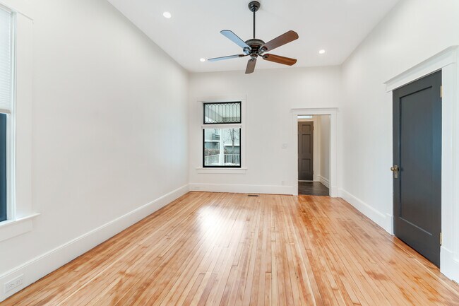 Photo - 731 E Linden Ave