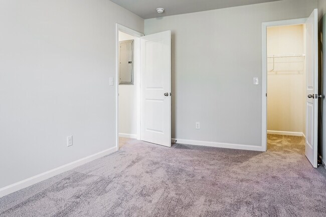 Photo - 2837 Saratoga Lake View, Decatur, GA