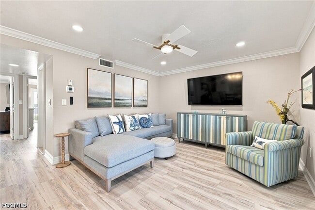 Building Photo - 25710 Hickory Blvd Unit 408