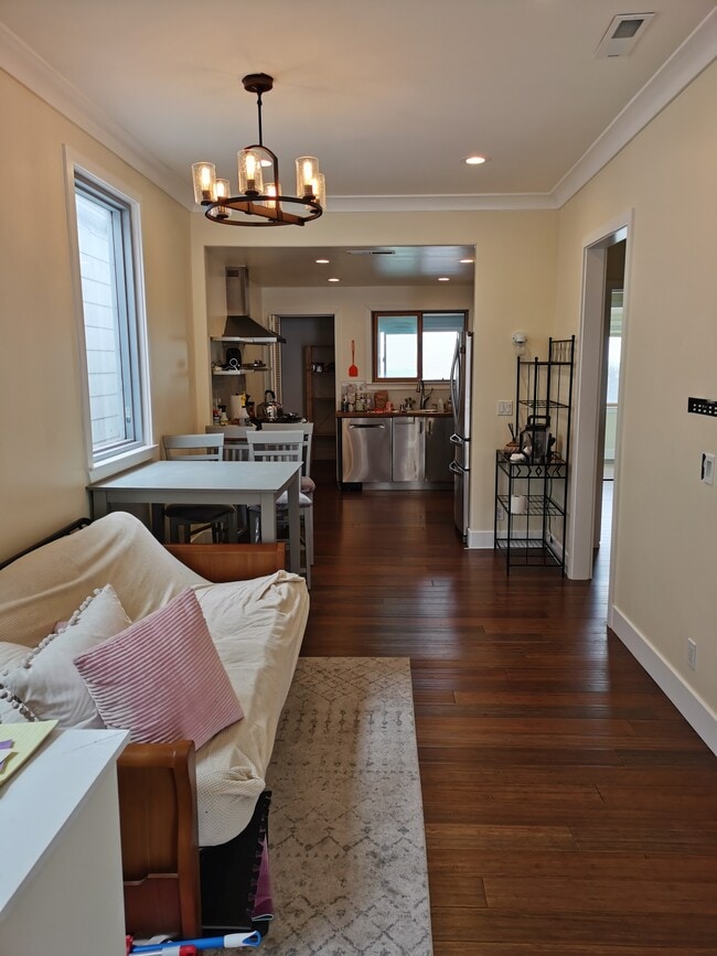 Upper kitchen & dinning area - 134 Santa Barbara Ave Unit 1