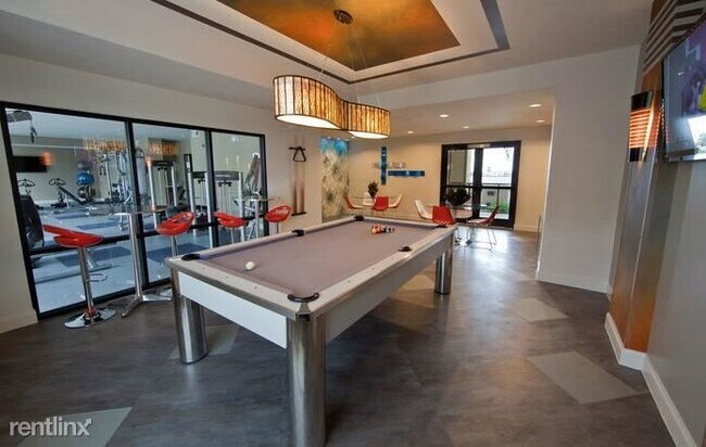 Photo - 2 br, 2 bath Condo - 11200 Broadway St Fla...