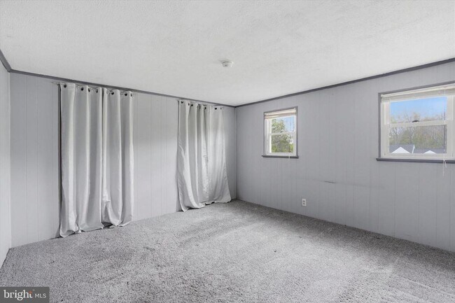 Photo - 847 Faust Rd Unidad FLOOR 2