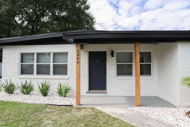 Photo - 5642 Birr Ct