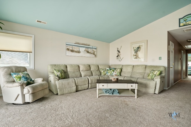 Photo - 1515 Shad Row