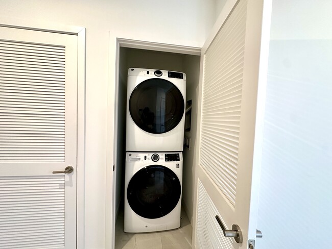 Photo - 3026 NW 1st Ave Unit B21