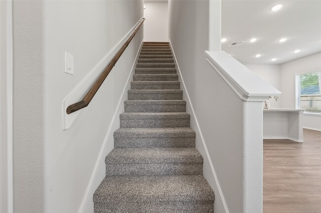 Photo - 1452 Glen Oaks Dr