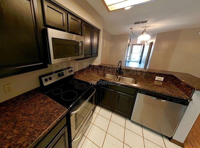 Building Photo - 1539 Summer Sands Dr