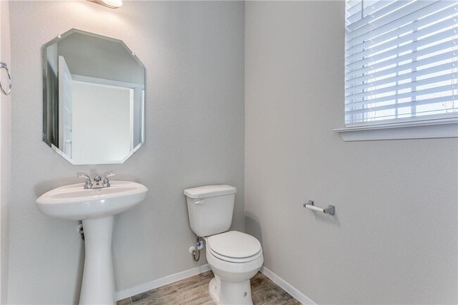 Photo - 131 Trailside Ln