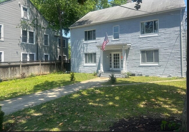 Photo - 4317 River Rd NW