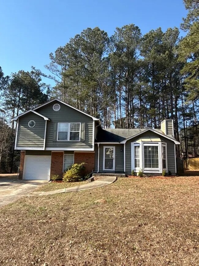 Building Photo - 3 Bed 2.5 Bath in Atlanta!