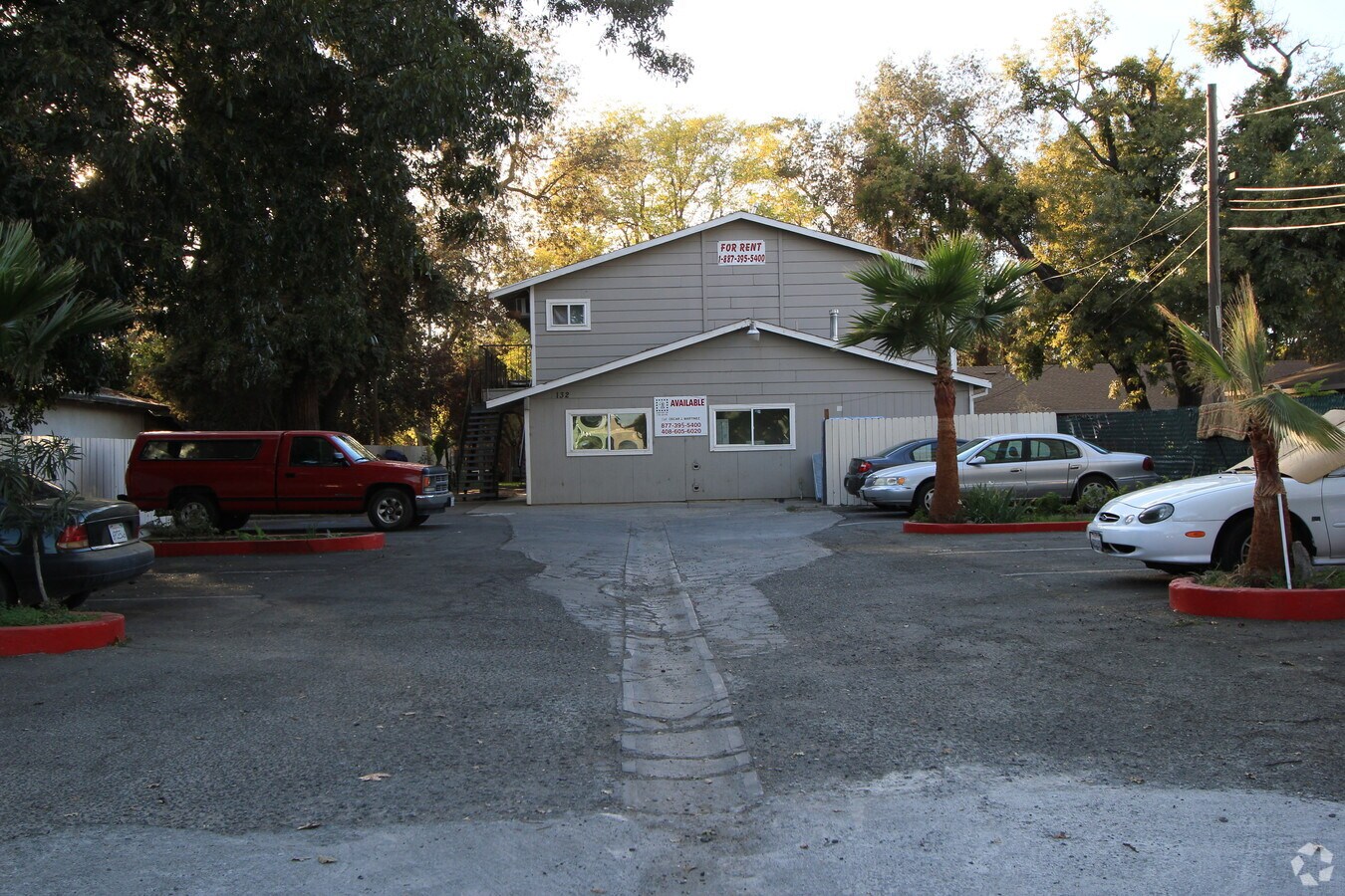 Photo - Redwood Manor Apartments