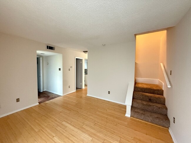 Photo - 4520 Depew Ave Unit B
