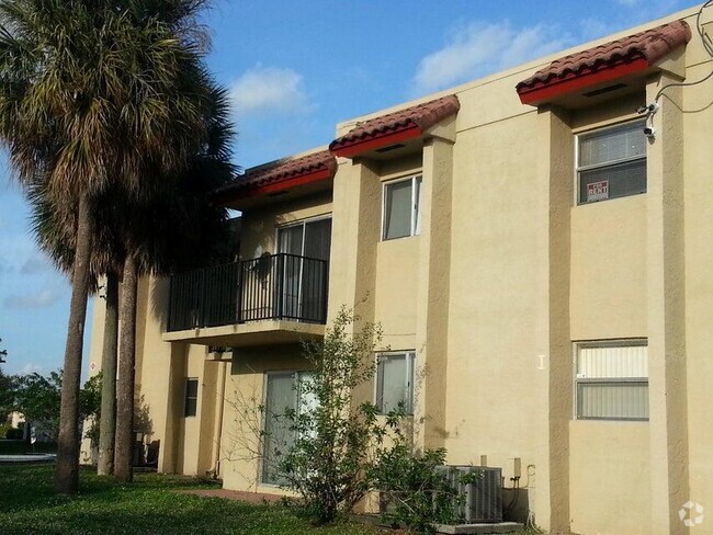 Building Photo - 1710 NW 56th Ave Unit 1710 Rental