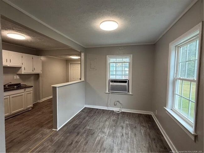 Photo - 128 Johnson St