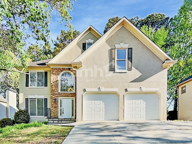 Building Photo - 2235 Saluda Ln NW