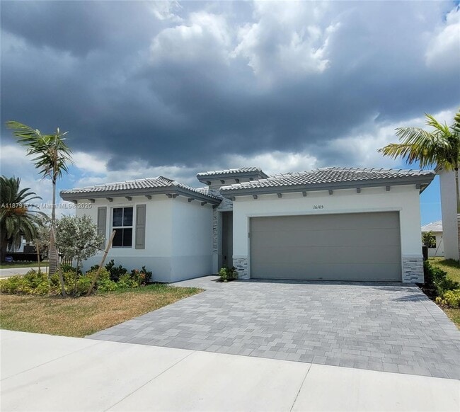 Building Photo - 16105 SW 149th Ave Rental