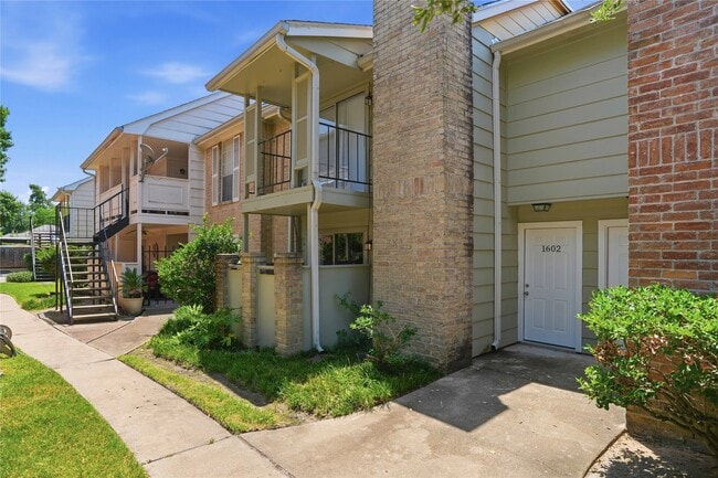 2800 Jeanetta St Unit 1602