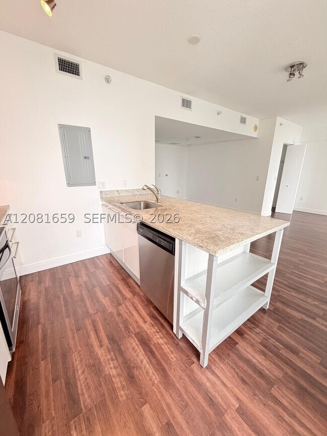 Photo - 185 SW 7th St Unit 2600