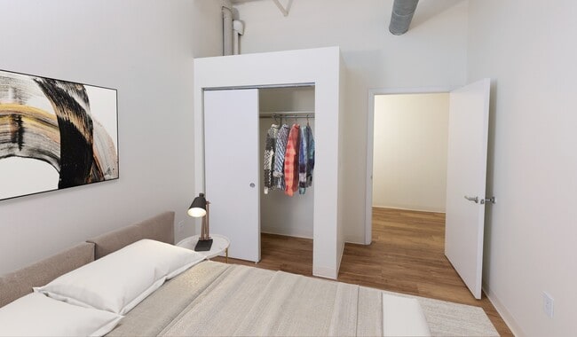 Spacious bedroom to relax