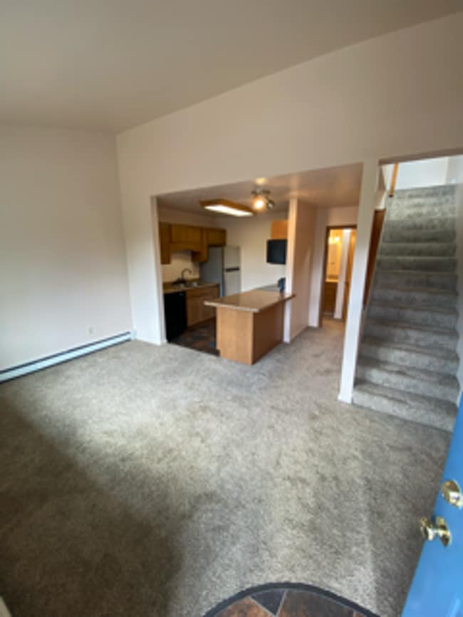 Photo - 2 Story Condo in West Fairbanks - Heat and...
