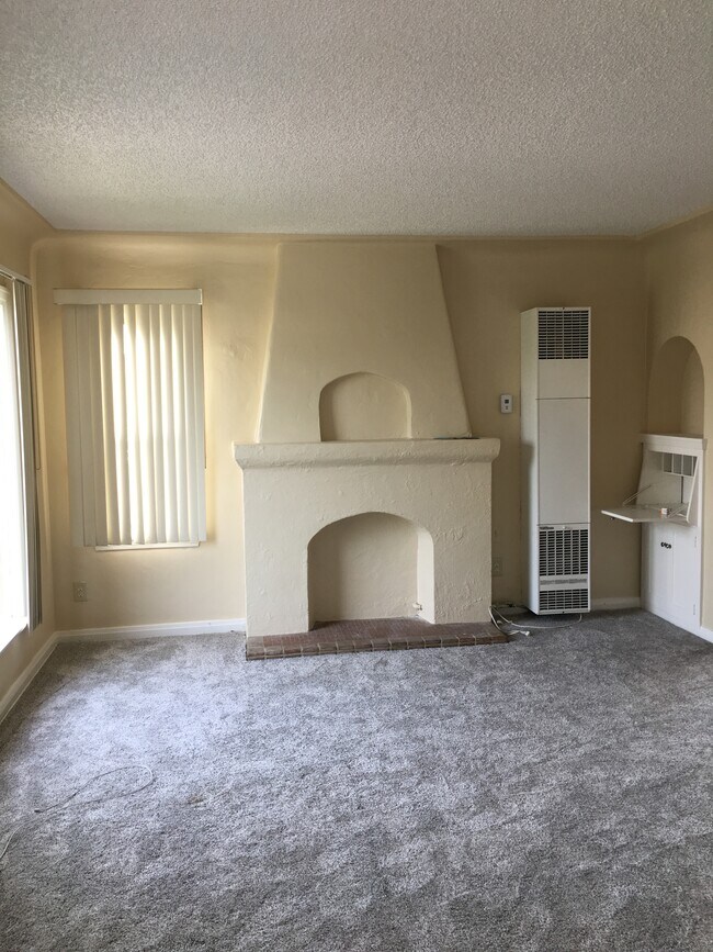 Photo - 235 Corona Ave Unidad 235 Corona Ave.