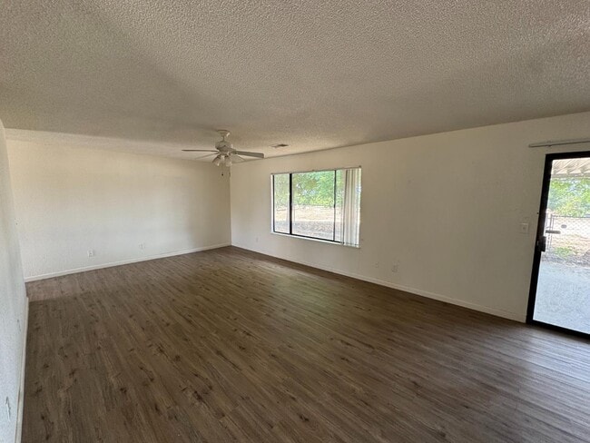 Photo - 21293 E American Ave