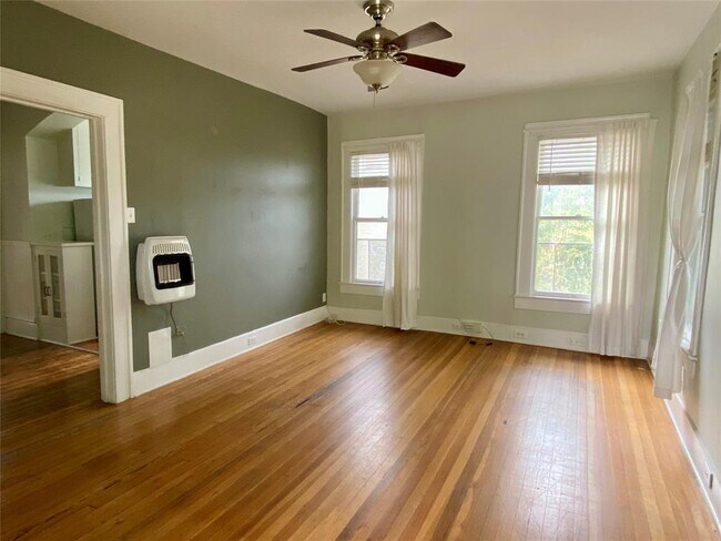 Photo - 1513 Enfield Rd